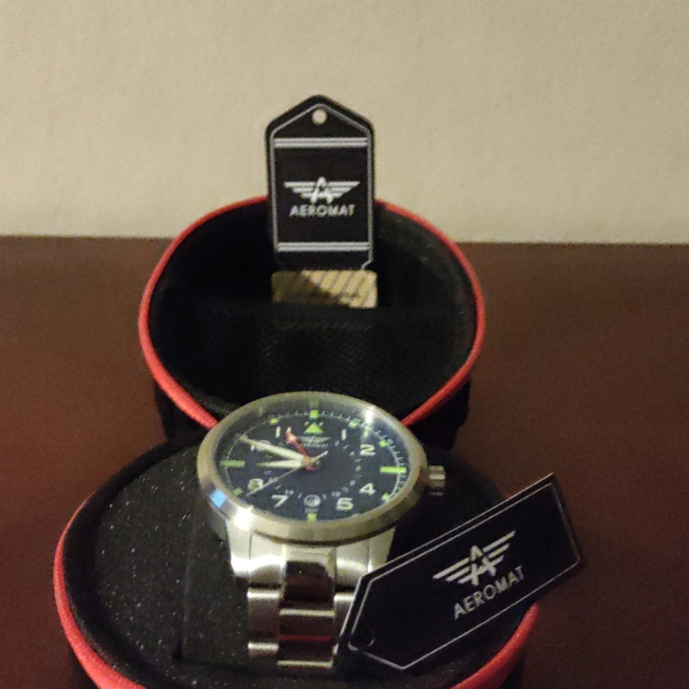 I have 1 to many watches and need to make room